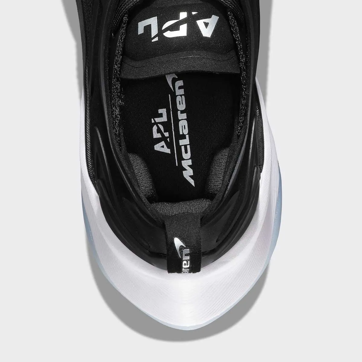 APL  McLaren HySpeed Black / White