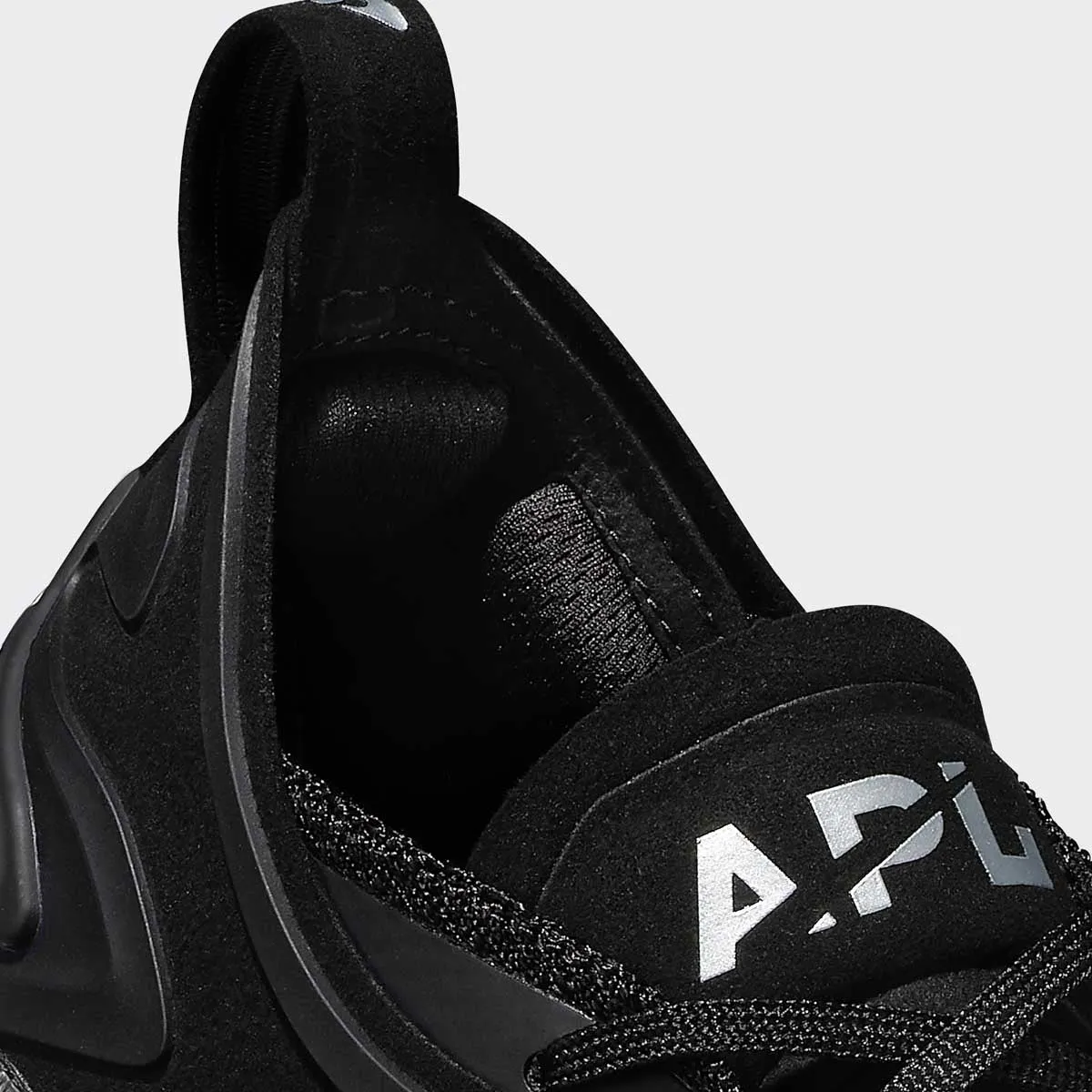 APL McLaren  HySpeed  Black / White